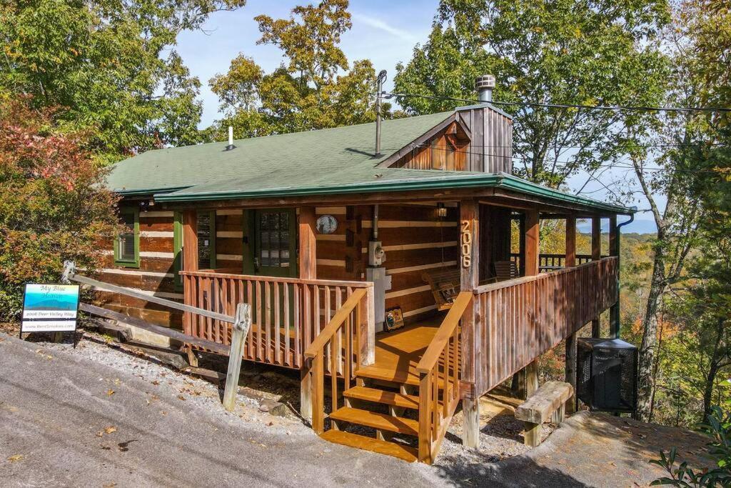 View! Cozy, Private, Fireplace, Hot Tub Log Cabin, Honeymoon! Sevierville Esterno foto